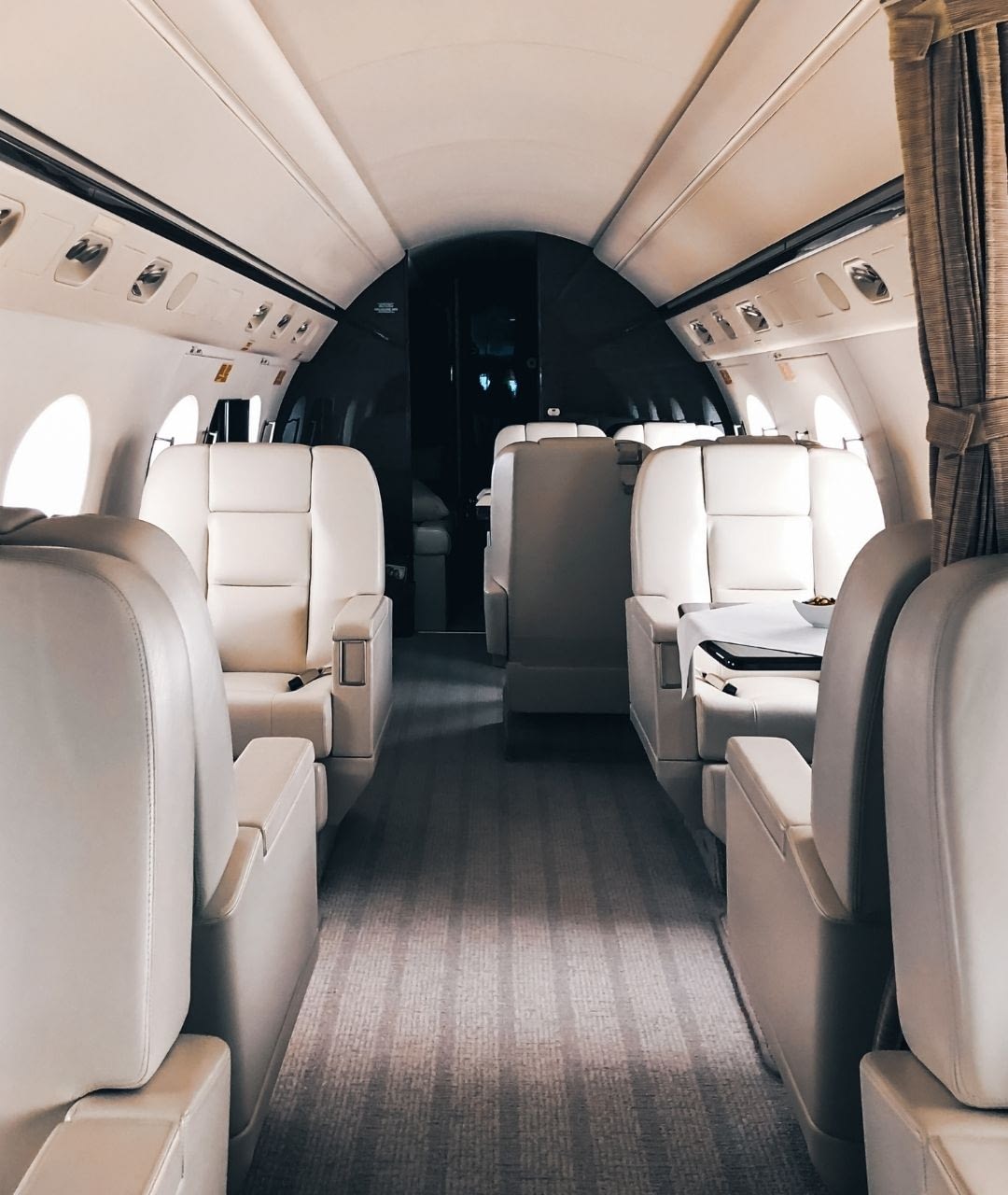 book private jet with crypto